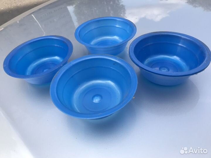 Пластиковая миска, чашка