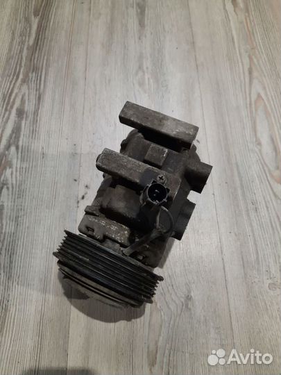 Компрессор кондиционера Kia RIO 3