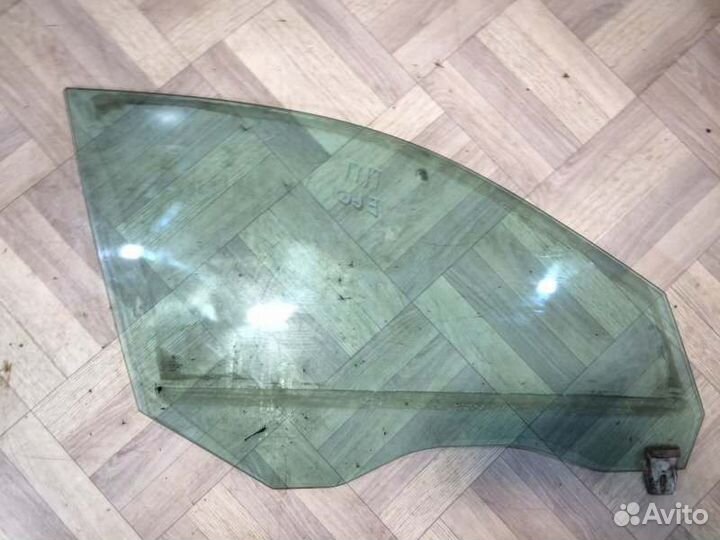 Стекло переднее правое Bmw 5 E60