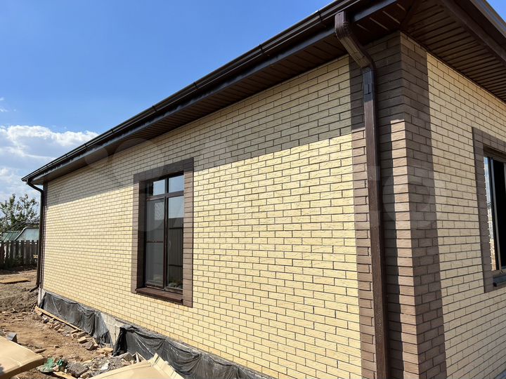 Дом 110 м² на участке 5 сот.