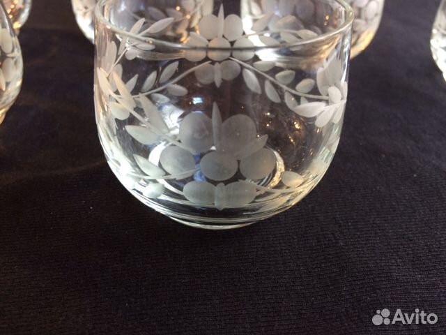 Набор из шести стопок