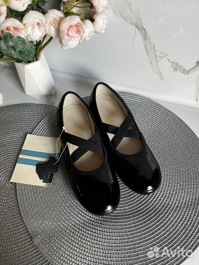 Балетки кожаные Новые 37 Ralf Ringer черные