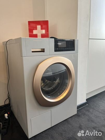 Топовая стиральная машинаKuppersbusch WA1940.0 CU2