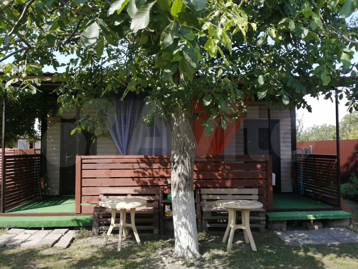 Дом 20 м² на участке 5 сот.