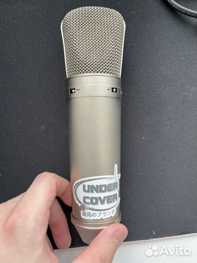 Студийный микрофон Behringer B2 Pro