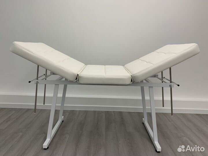 Кушетка косметологическая новая