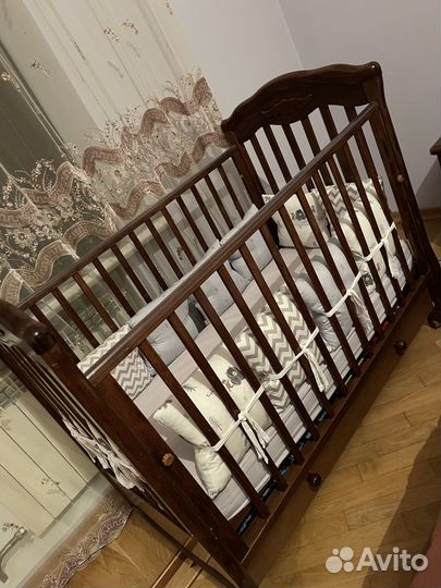 Детская кроватка