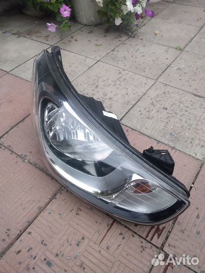 Hyundai Solaris фара оригинал