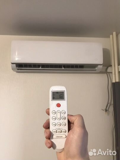 Кондиционер 24. Сплит-система Daichi \ Gree. бу