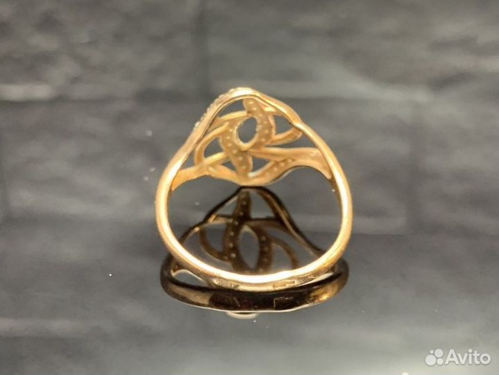 Золотое кольцо 585 пробы массой 1.62 грамм (Р16)