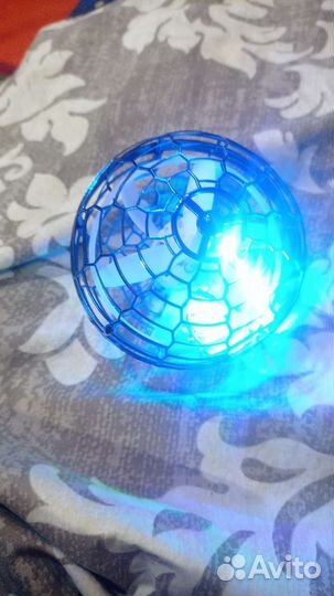 Летающий светящийся спиннер, шар