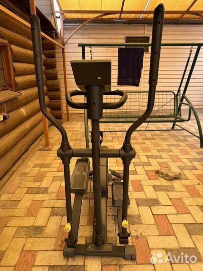 Эллиптический тренажер torneo