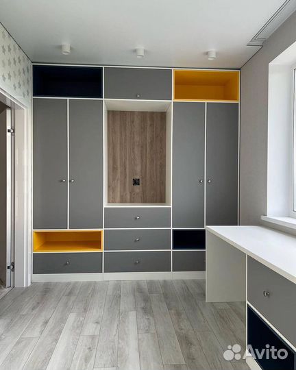 Мебель в детскую комнату