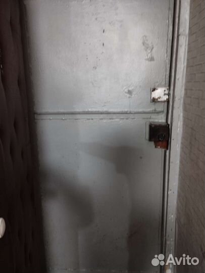 Металлическая дверь бу