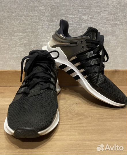 Кроссовки adidas бу