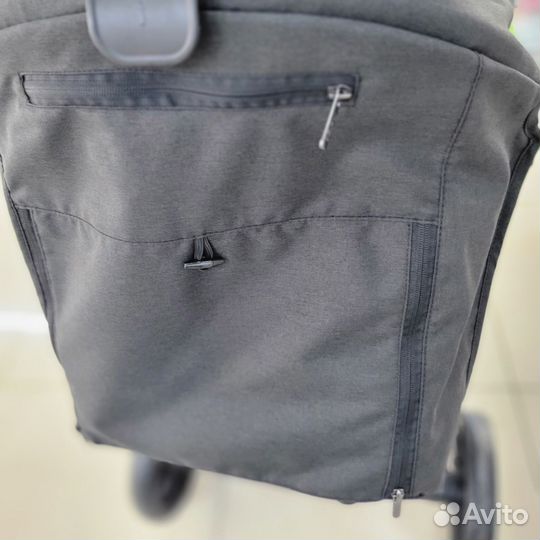 Коляска с перекидной ручкой Indigo