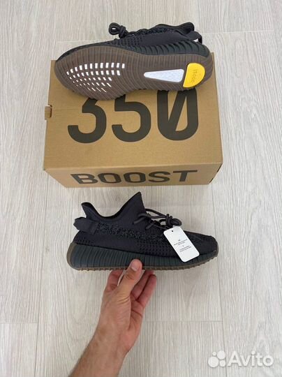 Кроссовки Adidas Yeezy Boost 350 v2 Cinder (36-45)