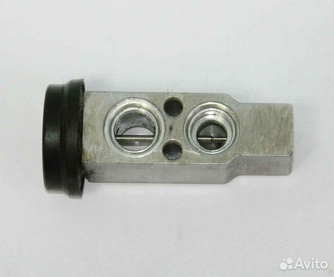 Клапан кондиционера Kia Spectra