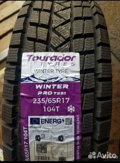Tourador Winter Pro TSS1 235/65 R17