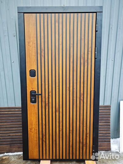 Дверь входная металлическая