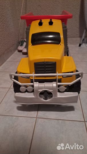 Игрушка грузовик большой