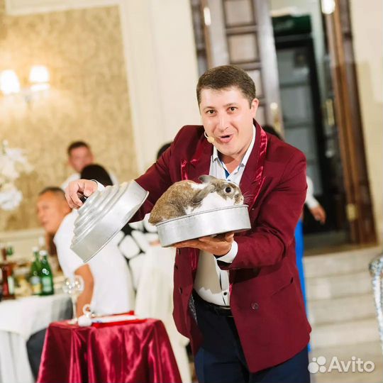 Фокусник - иллюзионист