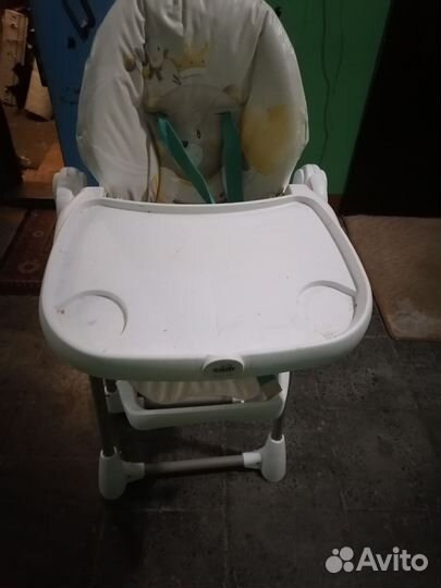 Стул для кормления ребенка