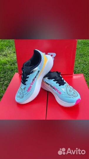 Кроссовки hoka