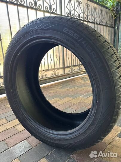 Nokian Tyres WR A4 255/45 R18 103V