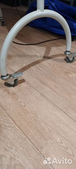 Стол маникюрный с вытяжкой складной