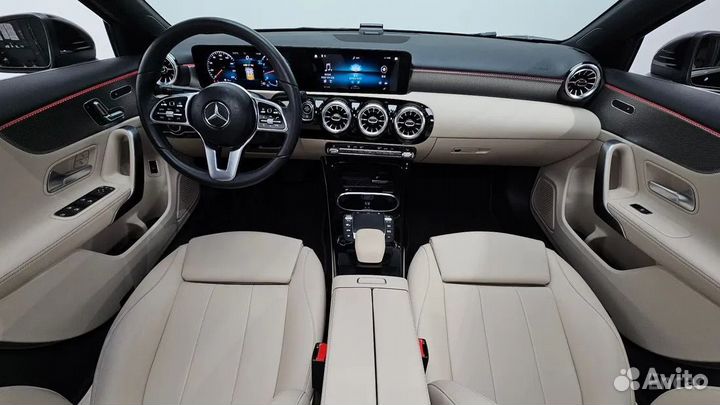 Mercedes-Benz A-класс 2.0 AMT, 2021, 31 000 км