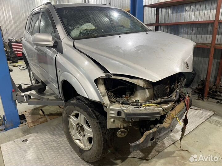 Разборка Ссанг Йонг Кайрон 664950 2.0 АКПП