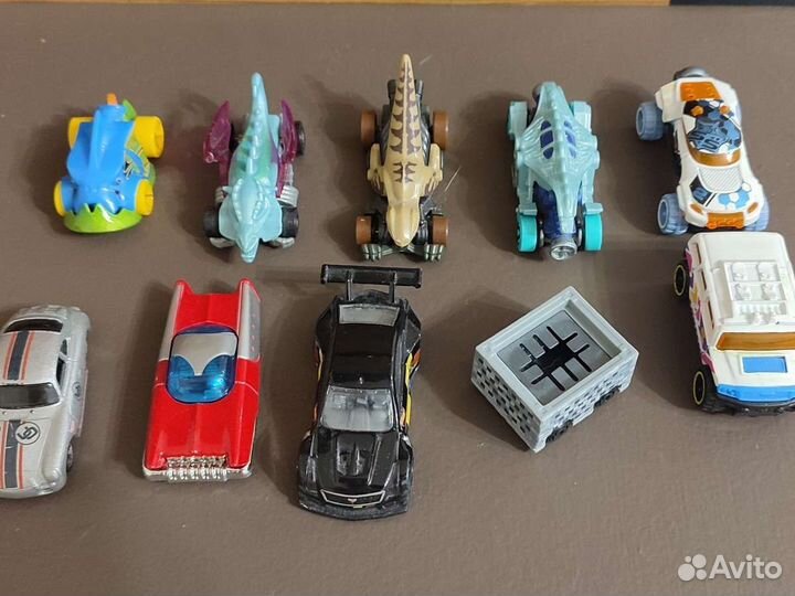 Машинки хот вилс hot wheels