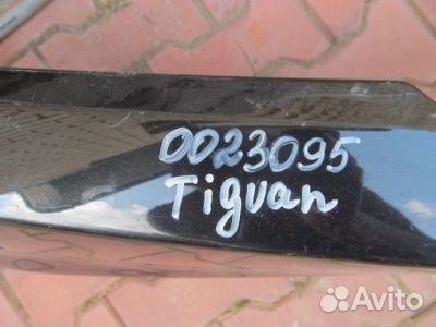 Бампер передний Volkswagen Tiguan 1 2008