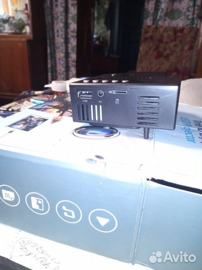 Мини проектор