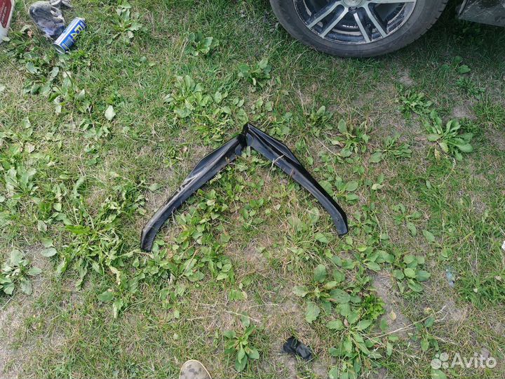 Боковые накладки заднего бампера гранта