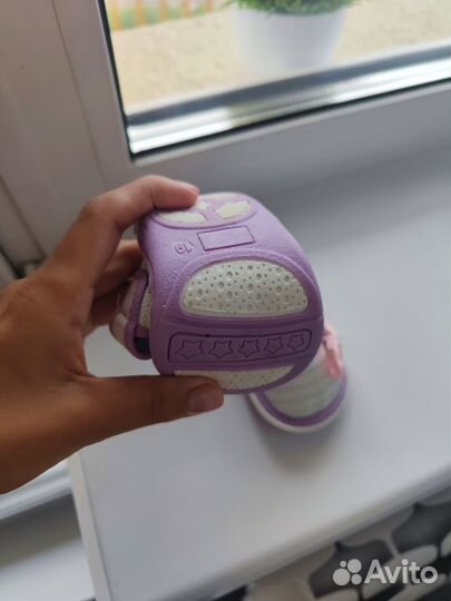 Новые туфельки, сандалии 19 размер