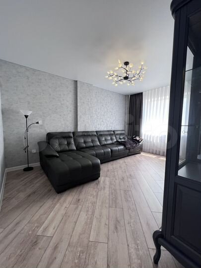 2-к. квартира, 64 м², 4/16 эт.