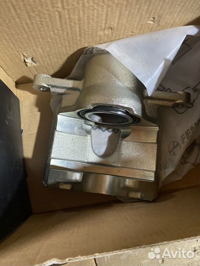 Суппорт skoda rapid