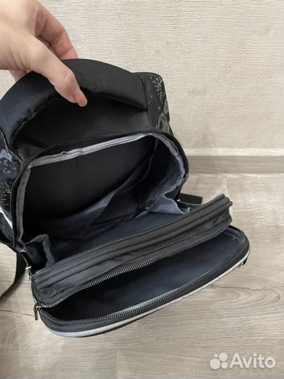 Рюкзак школьный