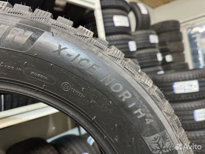 Michelin X-Ice North 4 SUV 215/65 R17 103T