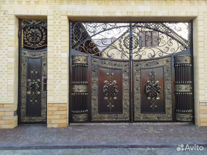 Кованые ворота