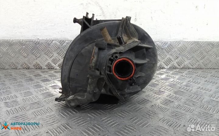 Коллектор впускной Volkswagen Passat B6 2007