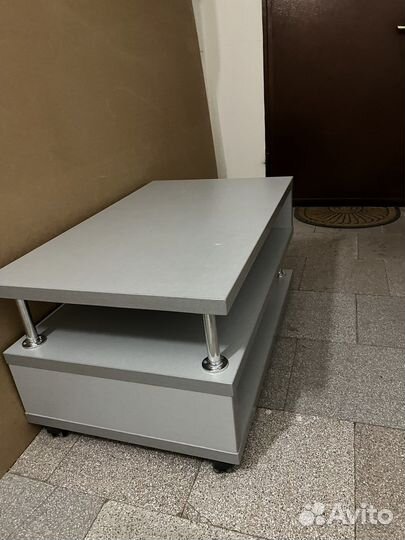 Тумба под телевизор или стол журнальный