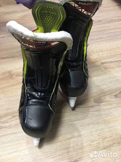 Хоккейные коньки bauer vapor x2.9
