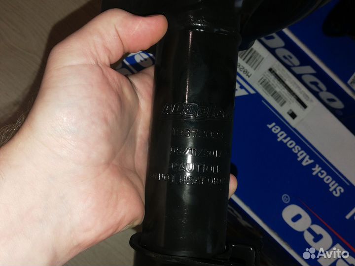 Передние амортизаторы (ACDelco)