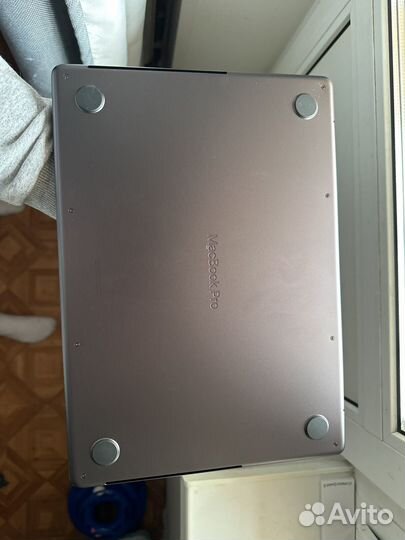 Macbook pro 14 m3 max 36