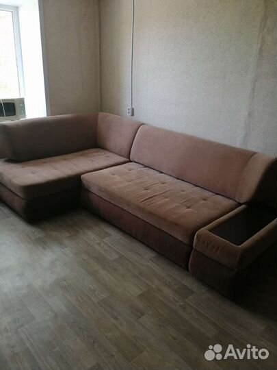 Угловой диван
