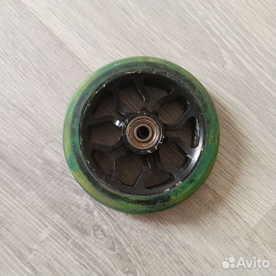 Колëса для трюкового самоката