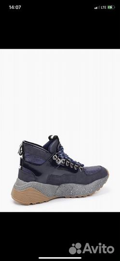 Кроссовки новые
